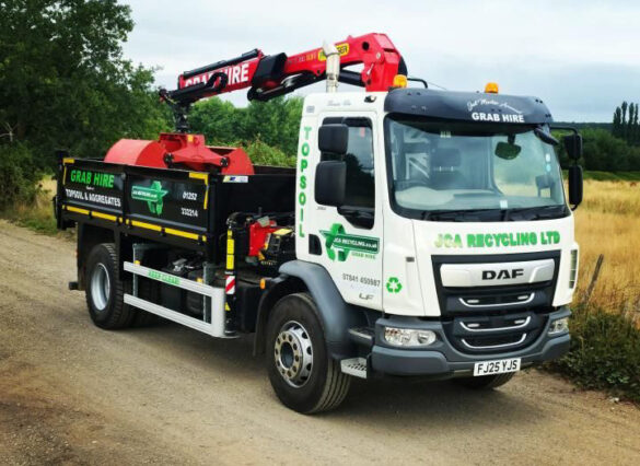 18-tonne Tipper Grab truck