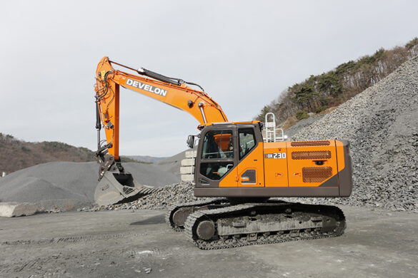 Develon smart crawler excavator